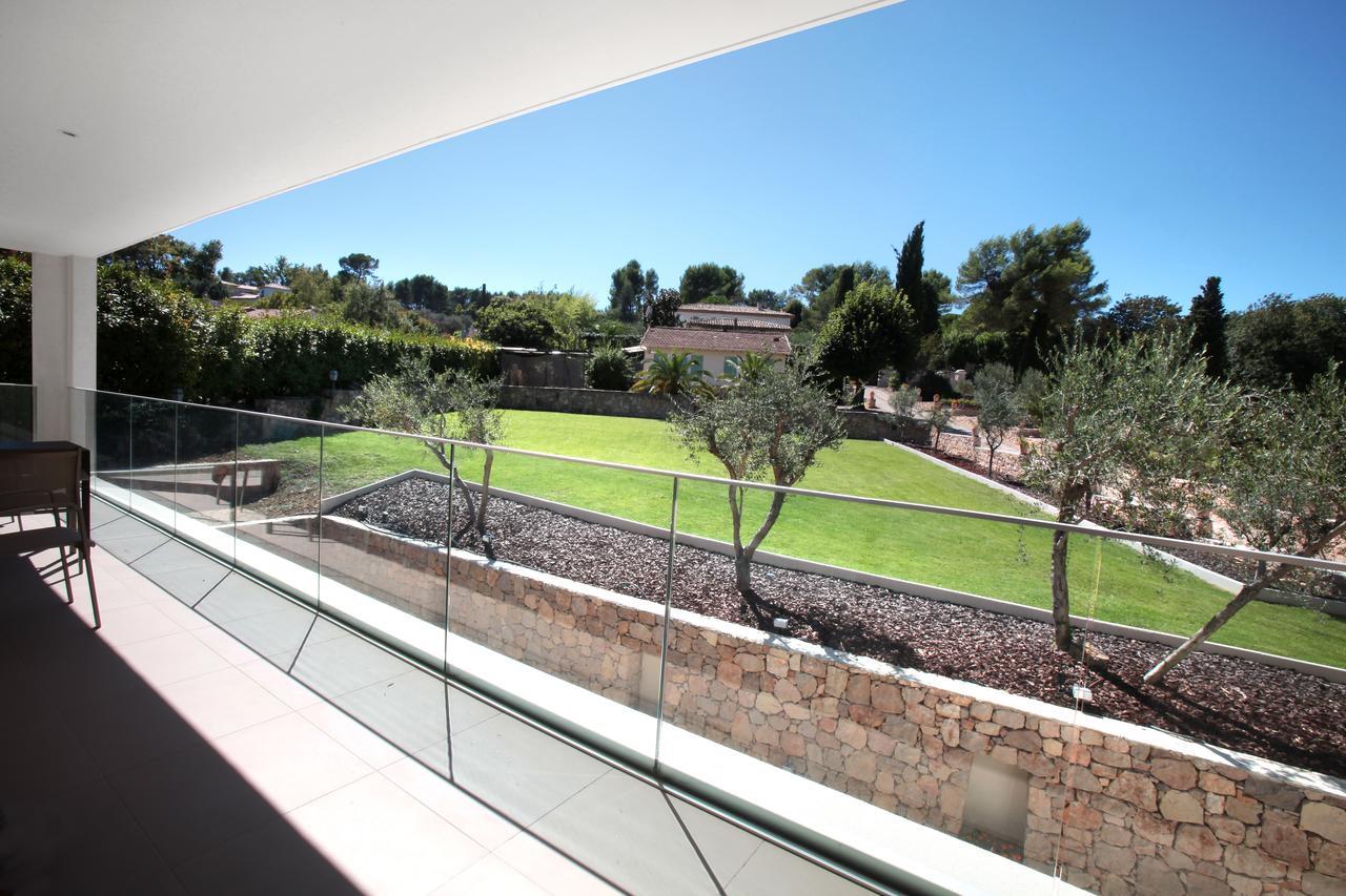 Seventeen Hotel Valbonne Exterior foto